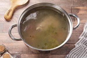 Кислые щи из квашеной капусты