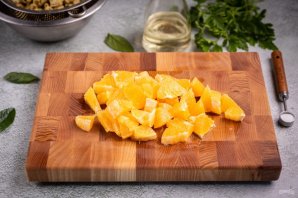 Салат с курицей и апельсинами