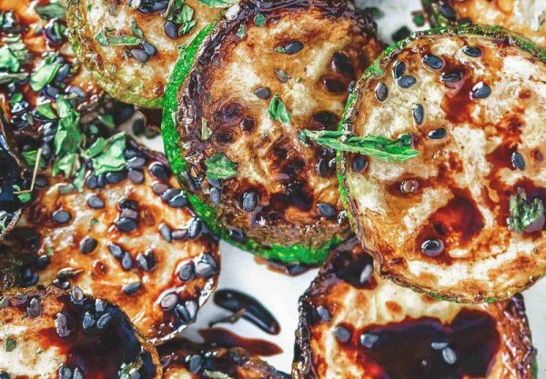 
			Кабачки на сковороде &mdash; 6 рецептов приготовления быстрых и вкусных молодых кабачков		