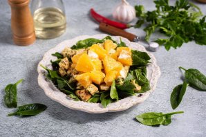 Салат с курицей и апельсинами