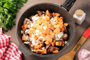 Гуляш с болгарским перцем