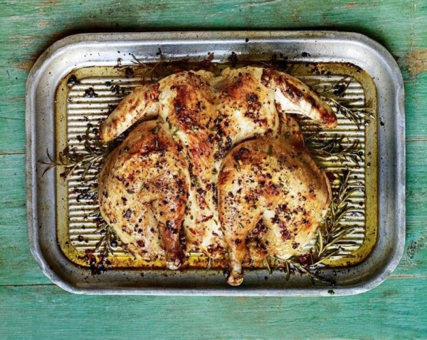 
			Курица в духовке запечённая кусочками &mdash; 6 быстрых и вкусных рецептов приготовления по-итальянски		