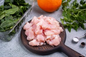 Салат с курицей и апельсинами