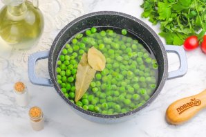 Горошек консервированный