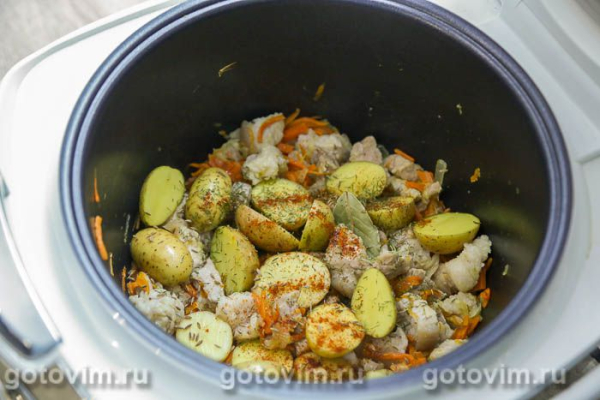 Плов со свининой и картофелем в мультиварке Плов со свининой и картофелем в мультиварке