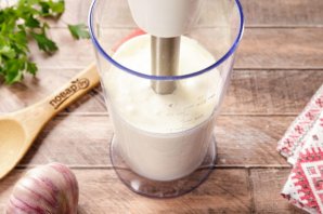 Майонез с чесноком