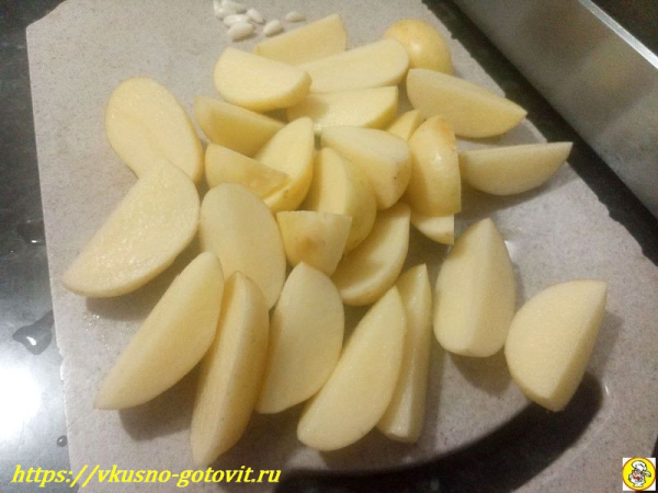 
			Картофель по-деревенски в домашних условиях. Как приготовить вкусную домашнюю картошку		