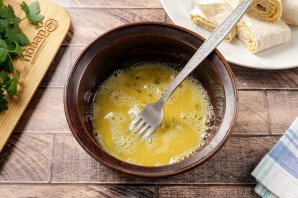 Рулет из лаваша с сыром Рулет из лаваша с сыром