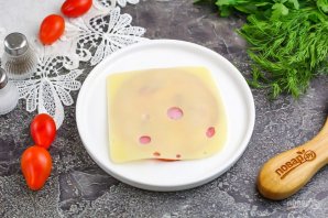 Канапе с сыром и ветчиной