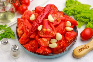 Аджика вареная на зиму из помидоров