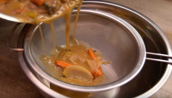 
			Индейка в духовке целиком &mdash; 5 рецептов приготовления сочной и мягкой индейки		