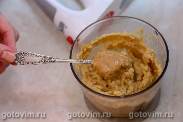 Хумус с печеным чесноком