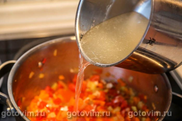 Потахе или испанский суп из нута, овощей и миндаля (Potaje de garbanzos)