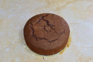 Шоколадный слоеный торт