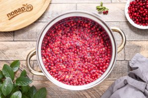 Компот из брусники Компот из брусники