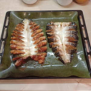 Скумбрия в двух маринадах