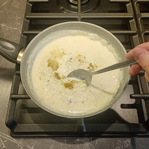 Запечённая белая рыба с сырным соусом Запечённая белая рыба с сырным соусом