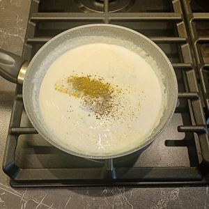 Запечённая белая рыба с сырным соусом Запечённая белая рыба с сырным соусом