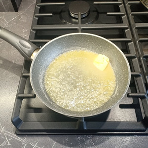 Запечённая белая рыба с сырным соусом Запечённая белая рыба с сырным соусом