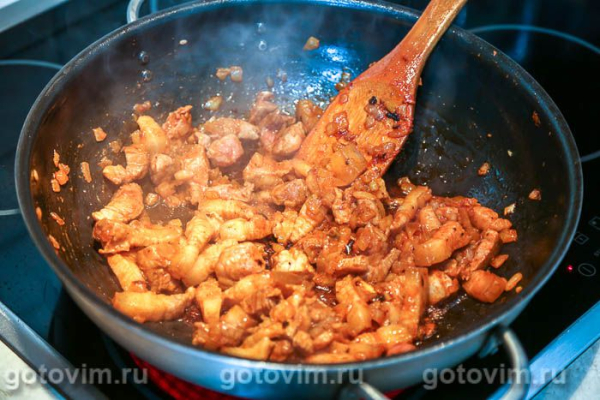 Пананг карри из свинины с овощами и кокосовым молоком (Panang Curry) Пананг карри из свинины с овощами и кокосовым молоком (Panang Curry)