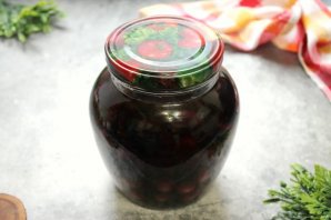 Настойка из черники с крыжовником на самогоне