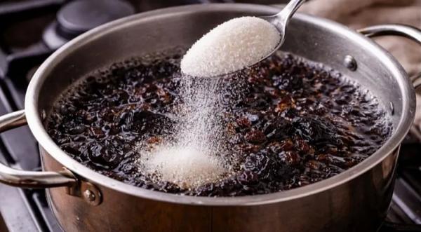 Компот из чернослива и изюма, пошаговый рецепт с фото на 163 ккал