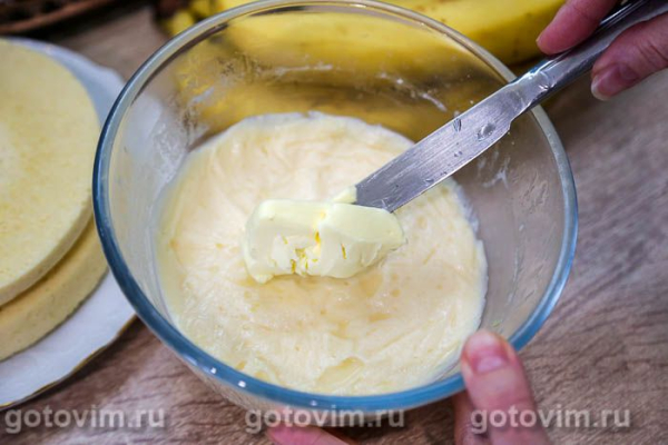 Заварной крем на крахмале со сливочным маслом (в микроволновке)