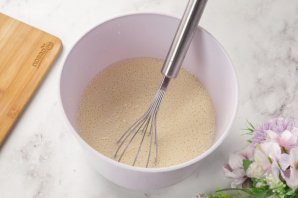 Оладушки на кислом молоке Оладушки на кислом молоке