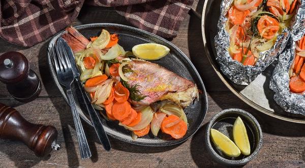 Окунь, запеченный в фольге, пошаговый рецепт с фото на 1189 ккал