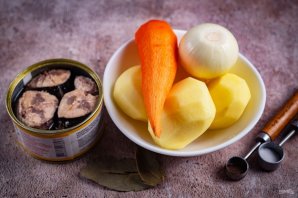 Суп с рыбными консервами Суп с рыбными консервами