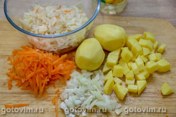 Щи с квашеной капустой в мультиварке