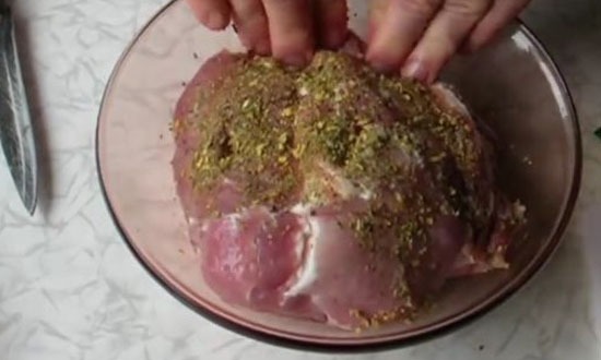 
			Сочная буженина из свинины в духовке &mdash; рецепты приготовления в домашних условиях		