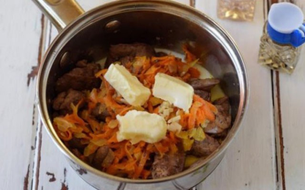 
			Паштет из куриной печени в домашних условиях рецепт с морковью и луком		