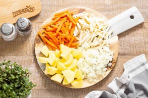 Постный грибной суп из сушеных грибов