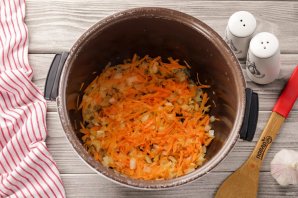 Постные щи в мультиварке Постные щи в мультиварке