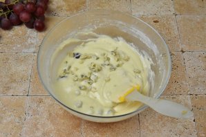 Кексы с виноградом и сыром дор блю