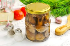 Маринованные маслята Маринованные маслята