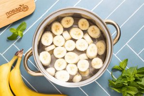 Компот из бананов