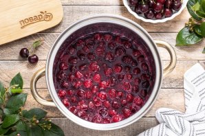 Вишневый сироп