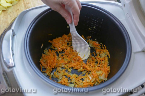 Щи с квашеной капустой в мультиварке