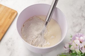 Оладушки на кислом молоке Оладушки на кислом молоке