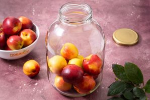 Компот из нектаринов