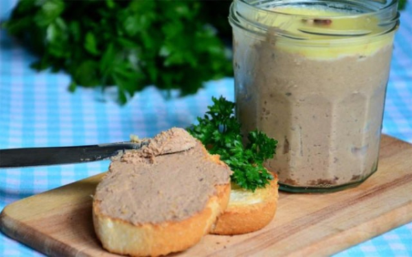 
			Паштет из куриной печени в домашних условиях рецепт с морковью и луком		