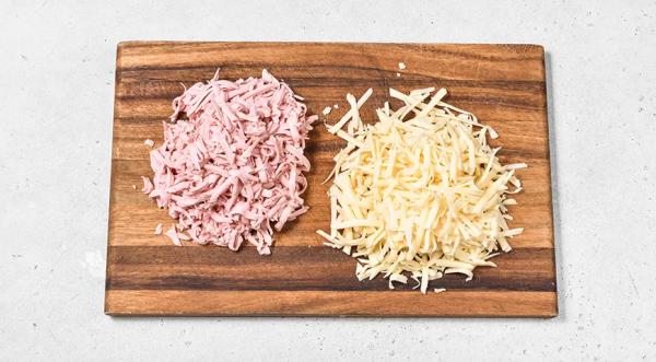 Картофельные котлеты с колбасой, пошаговый рецепт с фото на 522 ккал Картофельные котлеты с колбасой, пошаговый рецепт с фото на 522 ккал