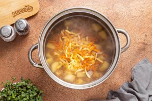 Постный суп с гречкой