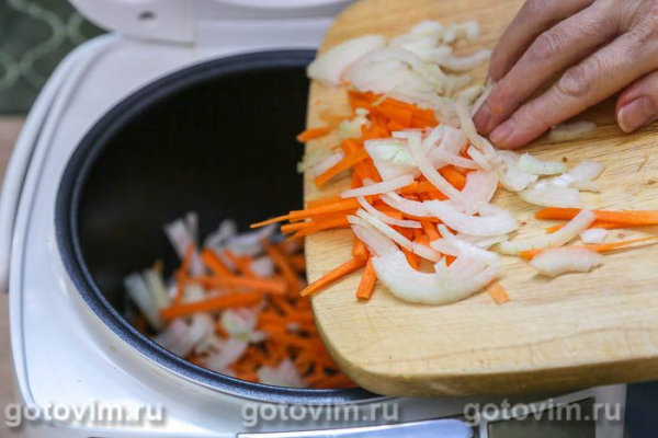 Плов со свининой и нутом в мультиварке