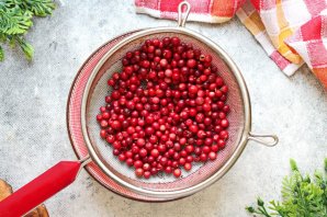 Брусничный компот