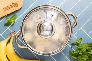 Компот из бананов