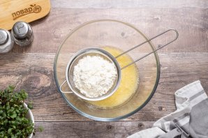 Пирожки с солеными грибами