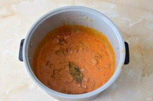 Бефстроганов в мультиварке Бефстроганов в мультиварке